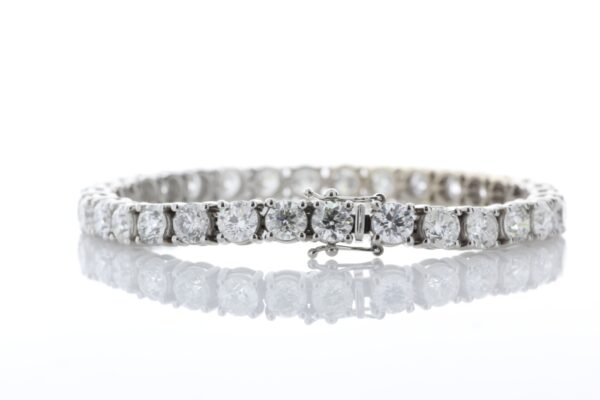 18ct White Gold Tennis Diamond Bracelet 17.00 Carats - Image 3