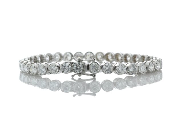 18ct White Gold Tennis Diamond Bracelet 13.27 Carats - Image 2