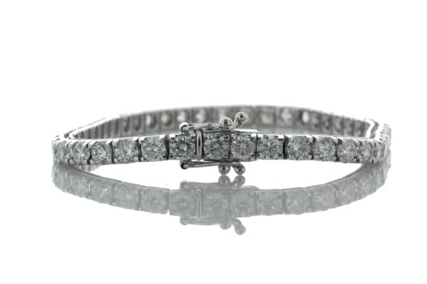 18ct White Gold Tennis Diamond Bracelet 8.65 Carats - Image 3