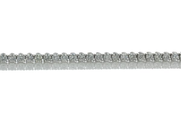 18ct White Gold Tennis Diamond 8.5" Bracelet 5.36 Carats - Image 3