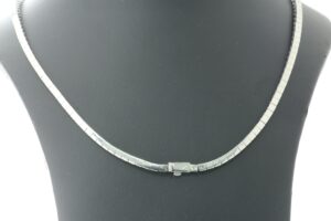 18ct White Gold Tennis Diamond Collarate 18″ 6.76