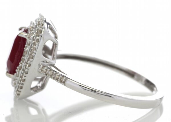 14ct White Gold Oval Ruby And Diamond Cluster Diamond Ring 0.33 Carats - Image 3