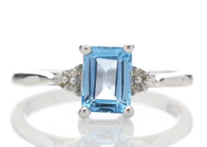 9ct White Gold Diamond And Blue Topaz Ring 0.03 Carats