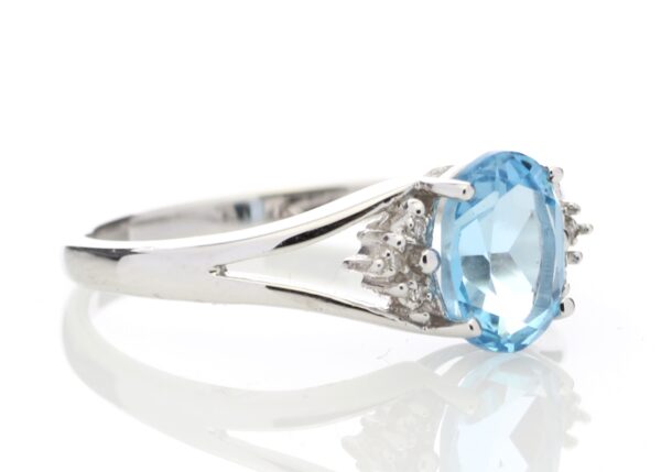 9ct White Gold Diamond And Blue Topaz Ring 0.02 Carats - Image 4