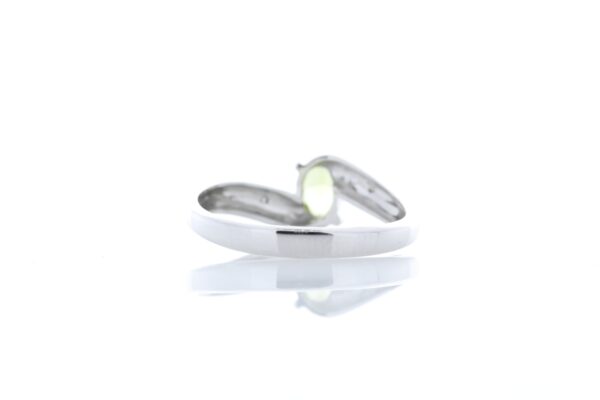 9ct White Gold Diamond And Peridot Ring 0.01 Carats - Image 3