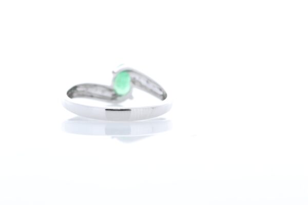 9ct White Gold Diamond And Emerald Ring (E 0.50) 0.01 - Image 3