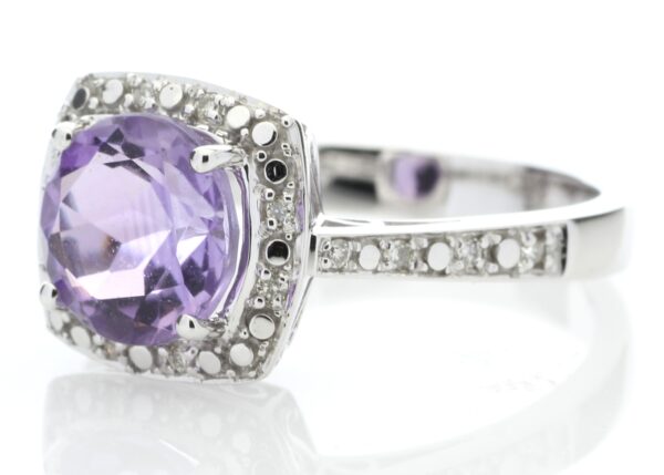 9ct White Gold Amethyst Diamond Ring 0.08 Carats - Image 2