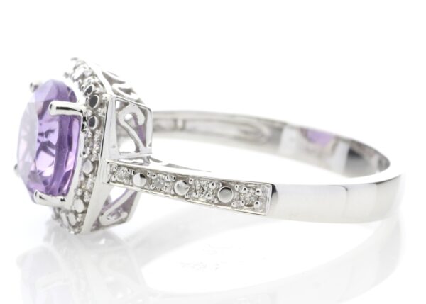 9ct White Gold Amethyst Diamond Ring 0.08 Carats - Image 3