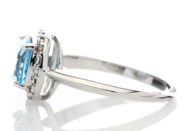 9ct White Gold Blue Topaz Diamond Ring 0.07 Carats - Image 3