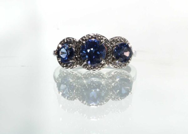 9ct White Gold Created Ceylon Sapphire And Diamond Ring 0.10 Carats - Image 2