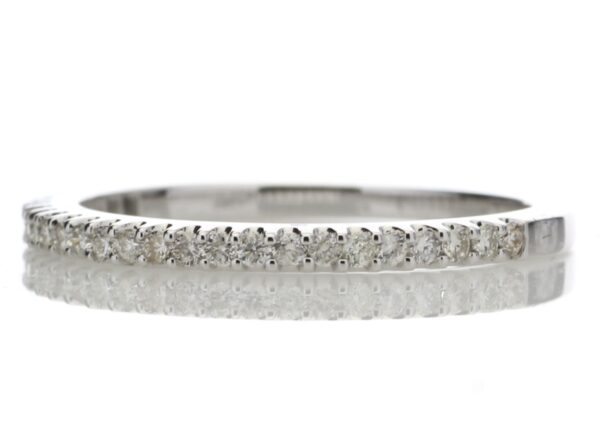 9ct White Gold Diamond Half Eternity Ring 0.25 Carats - Image 2