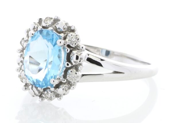 9ct White Gold Blue Topaz Diamond Cluster Ring 0.04 Carats - Image 2