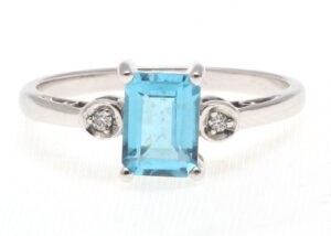 9ct White Gold Blue Topaz Diamond Ring 0.02 Carats