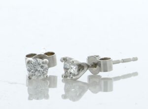 9ct White Gold Single Stone Diamond Earring 0.33