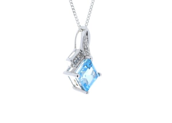 9ct White Gold Diamond And Blue Topaz Pendant 0.02 Carats - Image 2