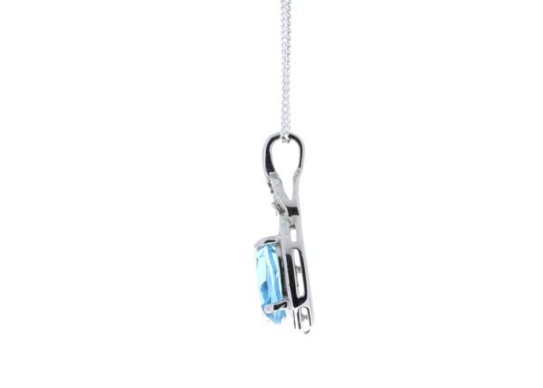 9ct White Gold Diamond Blue Topaz Pendant 0.05 Carats - Image 3