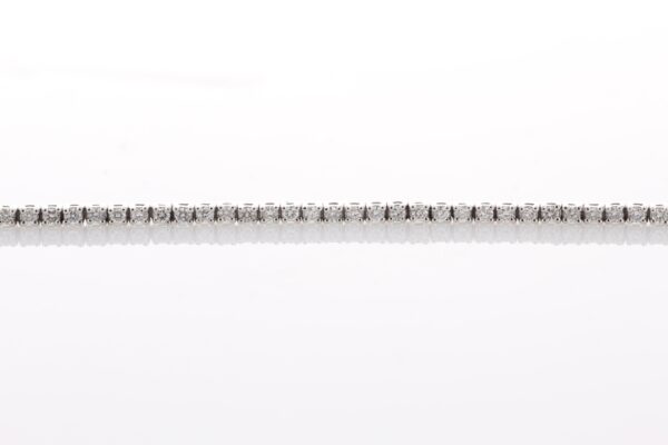 9ct White Gold Tennis Diamond Bracelet 1.23 Carats - Image 4