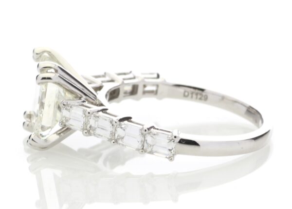 18ct White Gold Single Stone Claw Set With Stone Set Shoulders Diamond Ring 4.13 Carats - Image 3